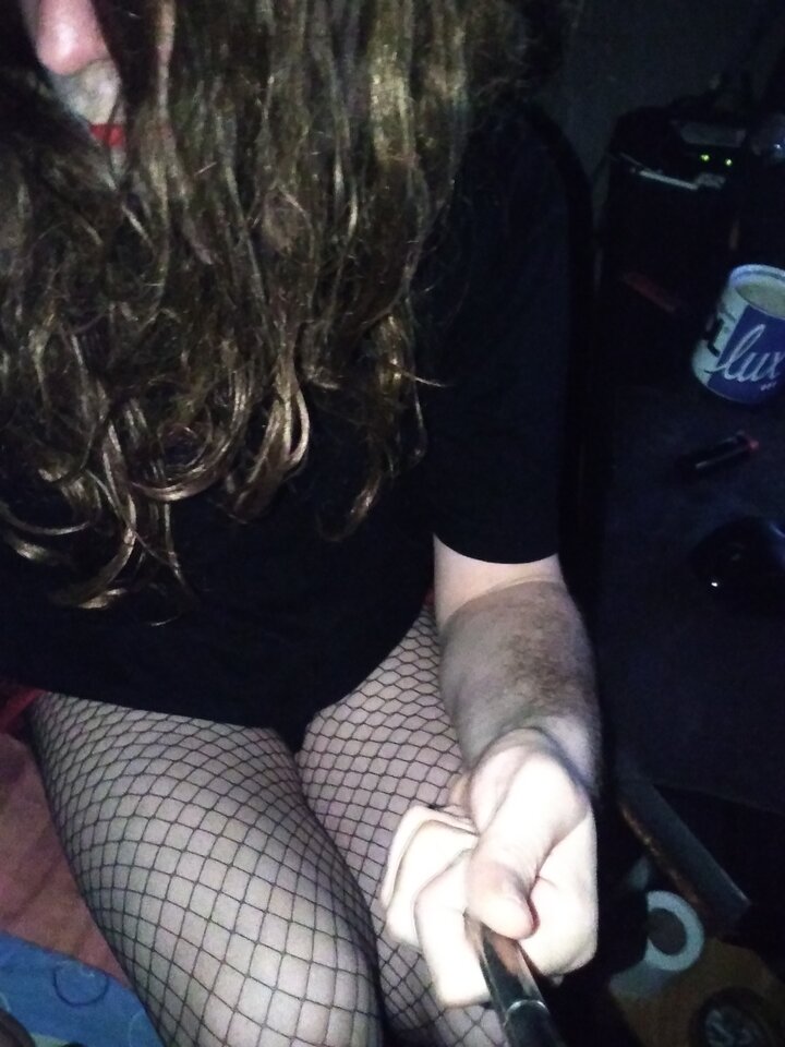 IMG_20251215_010534840_BURST000_COVER_TOP.jpg - juliadada