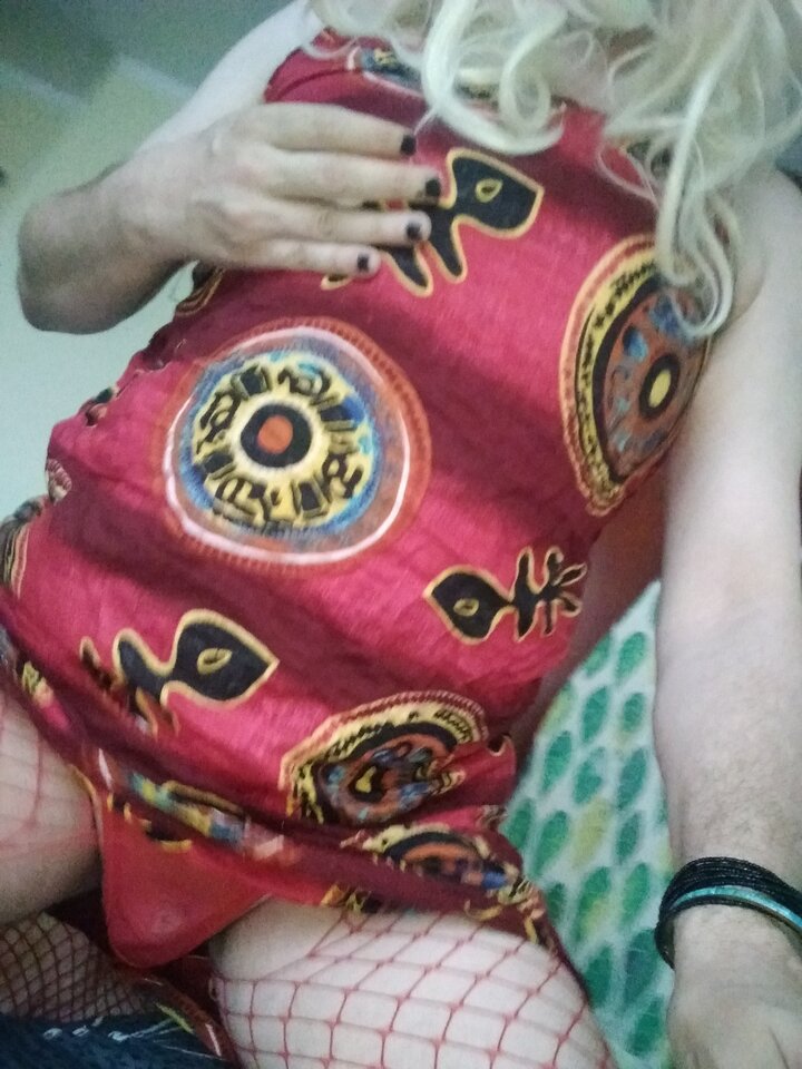 IMG_20251215_081025759_BURST000_COVER_TOP.jpg - juliadada