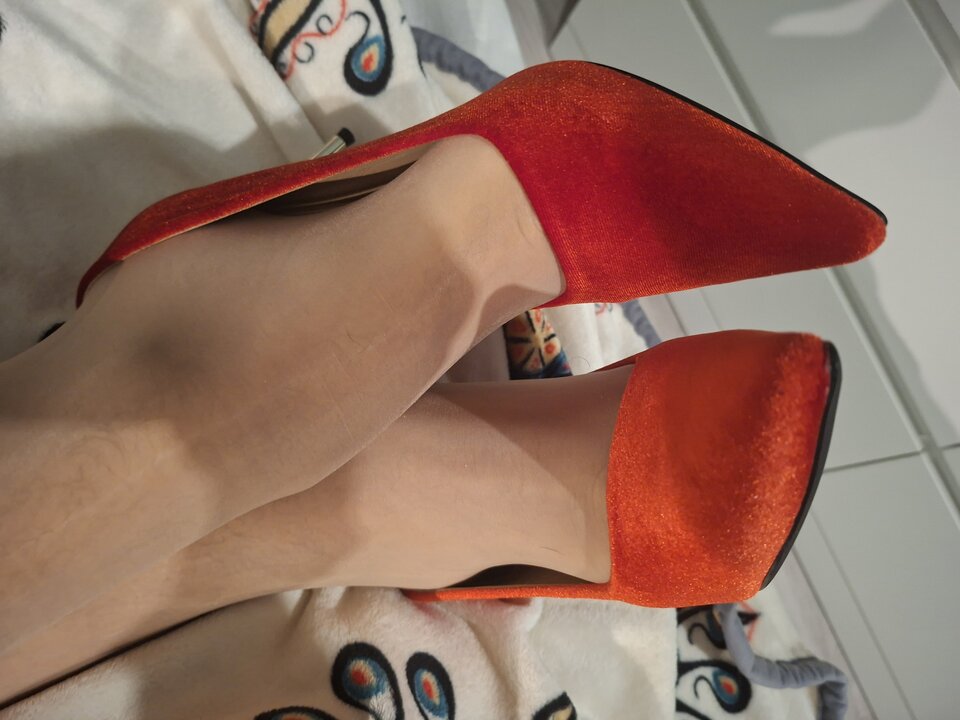 20251215_205550.jpg - Kamila45cross