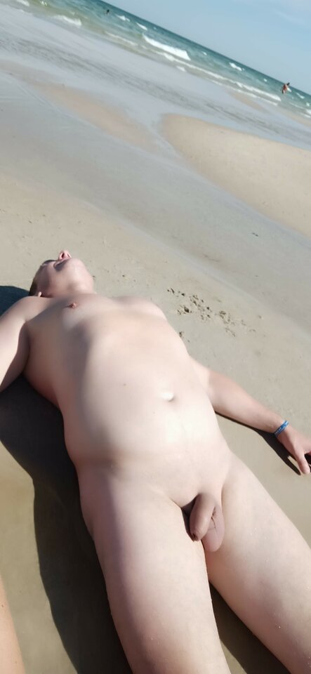 181601ab-c684-4d5a-b83b-25ef1e8397bb-1_all_1411.jpg - Ciekawichetni85