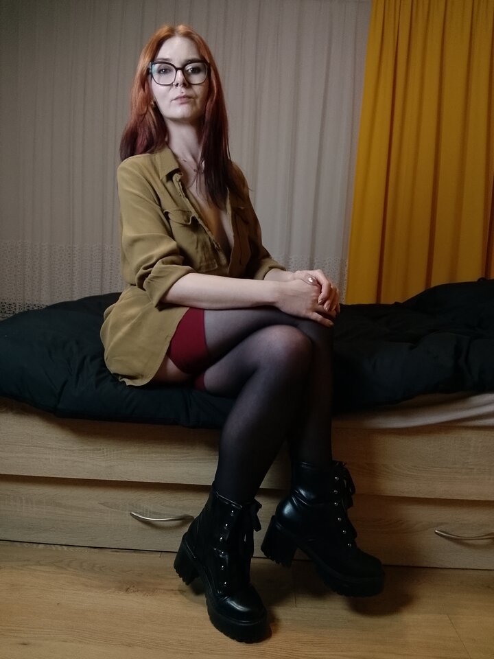 IMG_20251101_165258_687.jpg - AmyFoxy