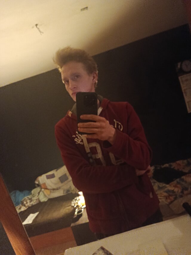 MlodyDan2137