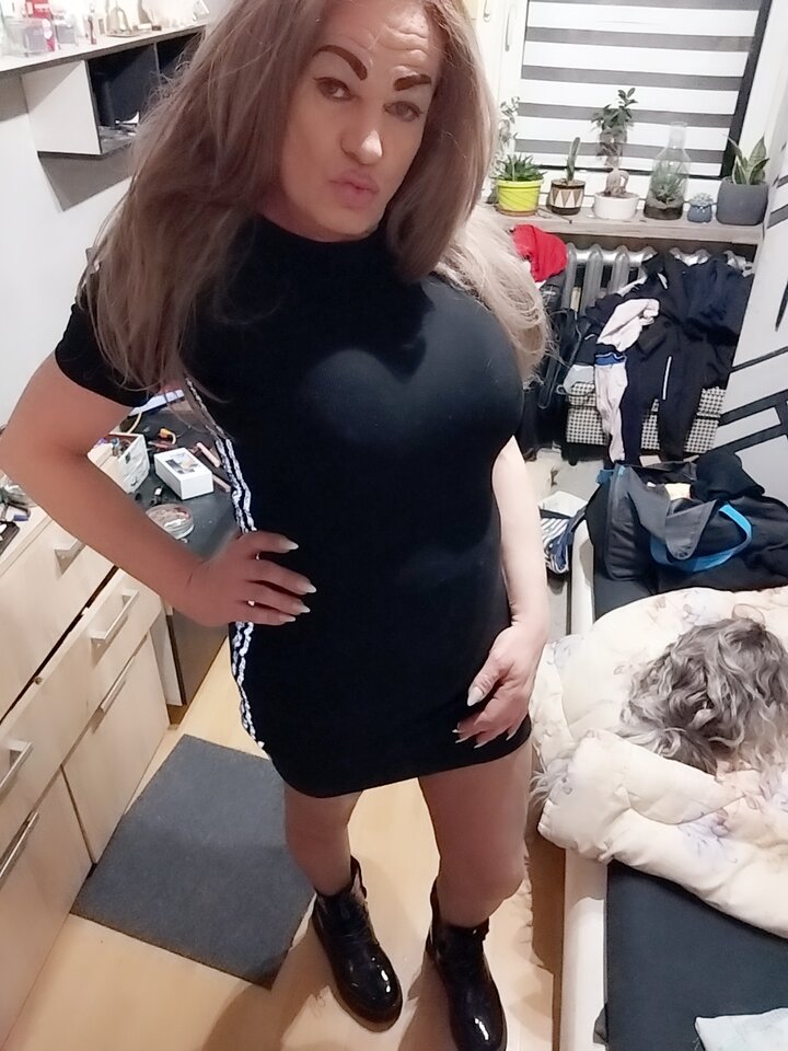 2025-12-07-18-20-27-247.jpg - arleta200