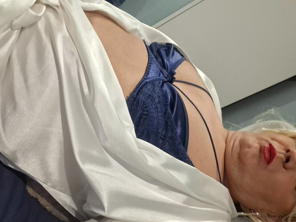 20251220_204752.jpg - Kamila45cross