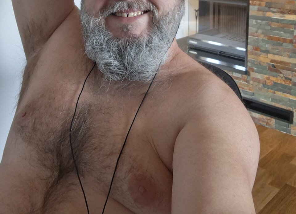 1000022484.jpg - gregory42