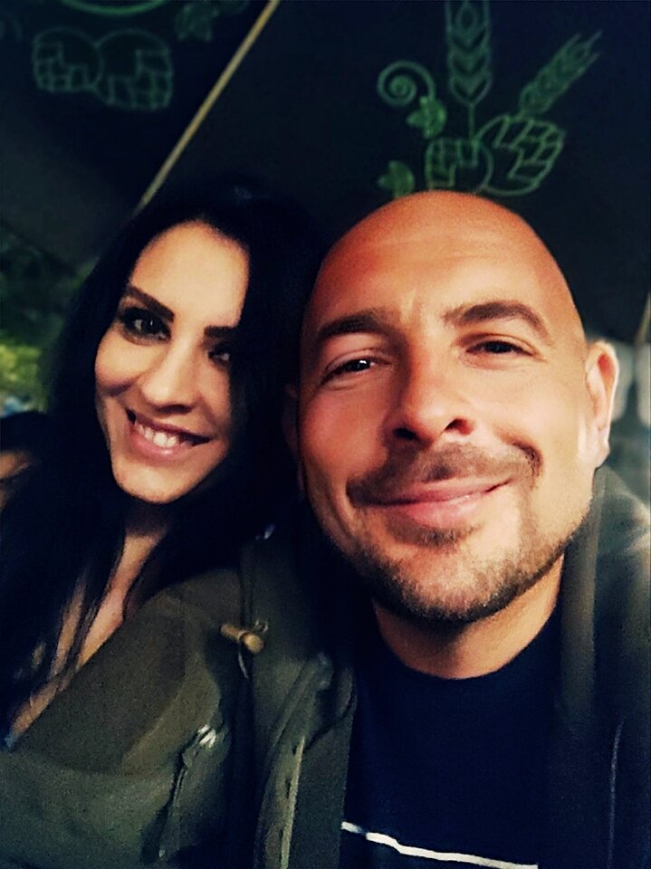 IMG-f3bcb367ab2156dc27b44d86ffbacffe-V(1).jpg - Starscouples