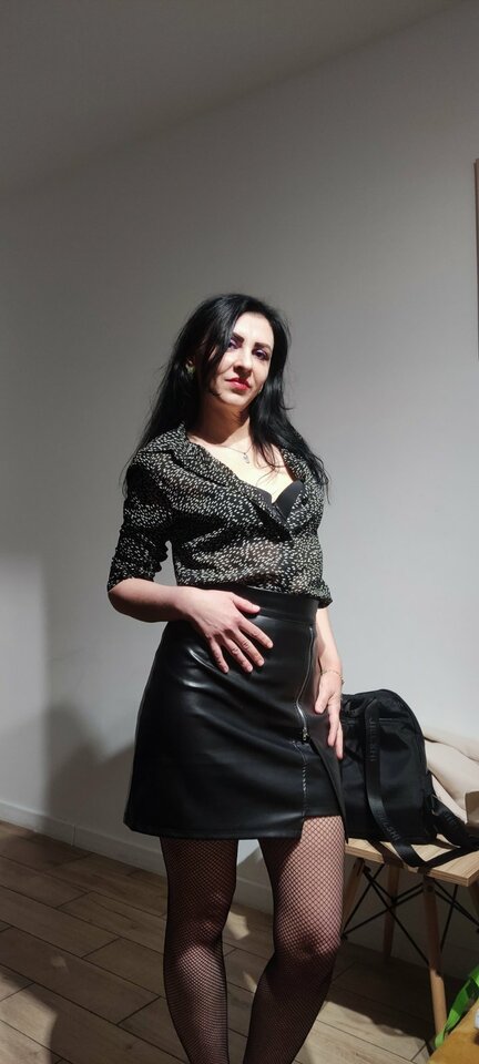 IMG-ee69b401fe1021aef7ccb735d8a2286a-V.jpg - Starscouples