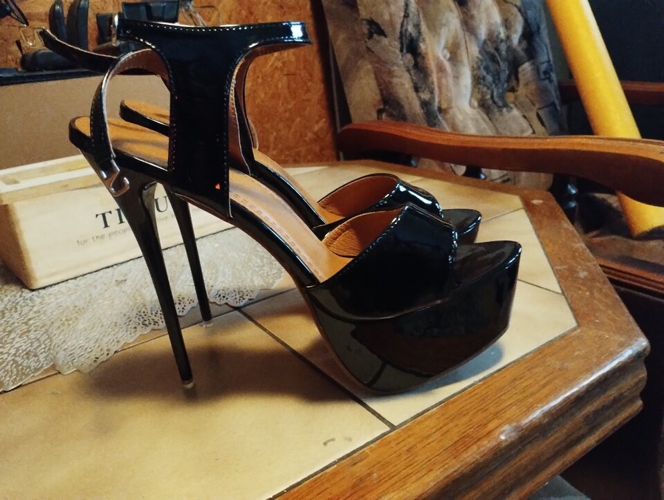 IMG_20251223_105149671.jpg - Szpilkomania