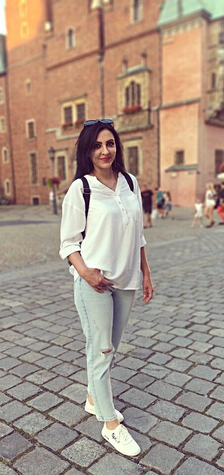 IMG-75bcc37d447baad78cb523ac7c4c8ebf-V.jpg - Starscouples