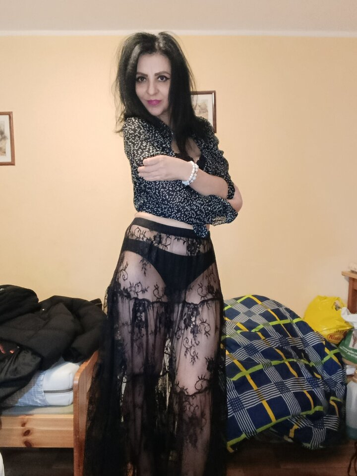 IMG-f02bfc470d39c061bc8e47cec4b472e4-V.jpg - Starscouples