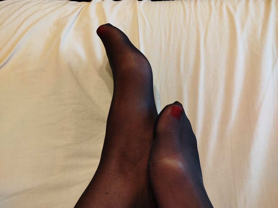IMG_20251018_162342.jpg - nylonfetyszfeet