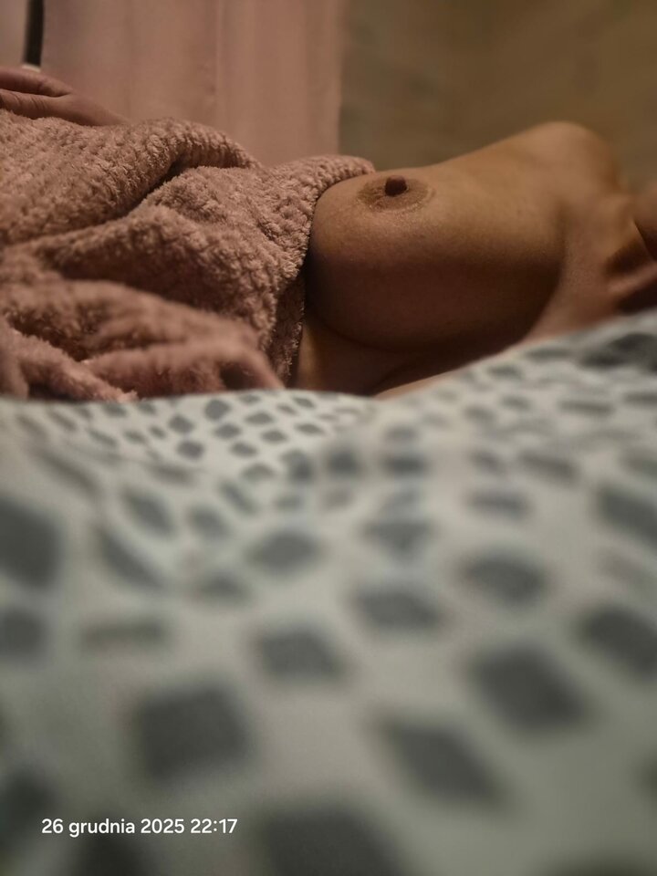 1000055405.jpg - BlackSwannn