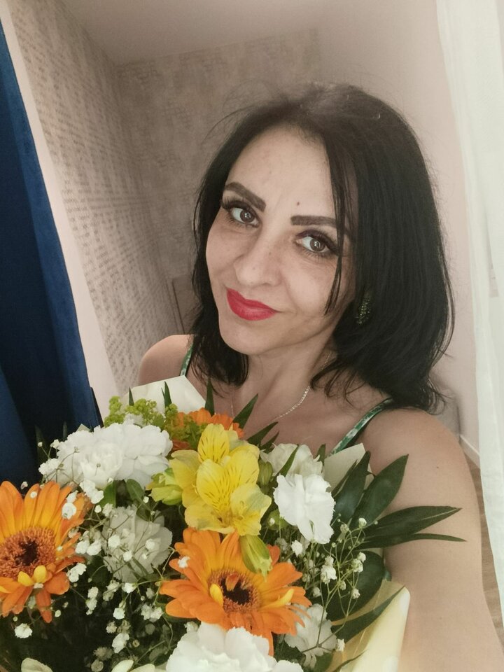 IMG-4832cc1254c6e8d1bf3f6be069ac35dc-V.jpg - Starscouples