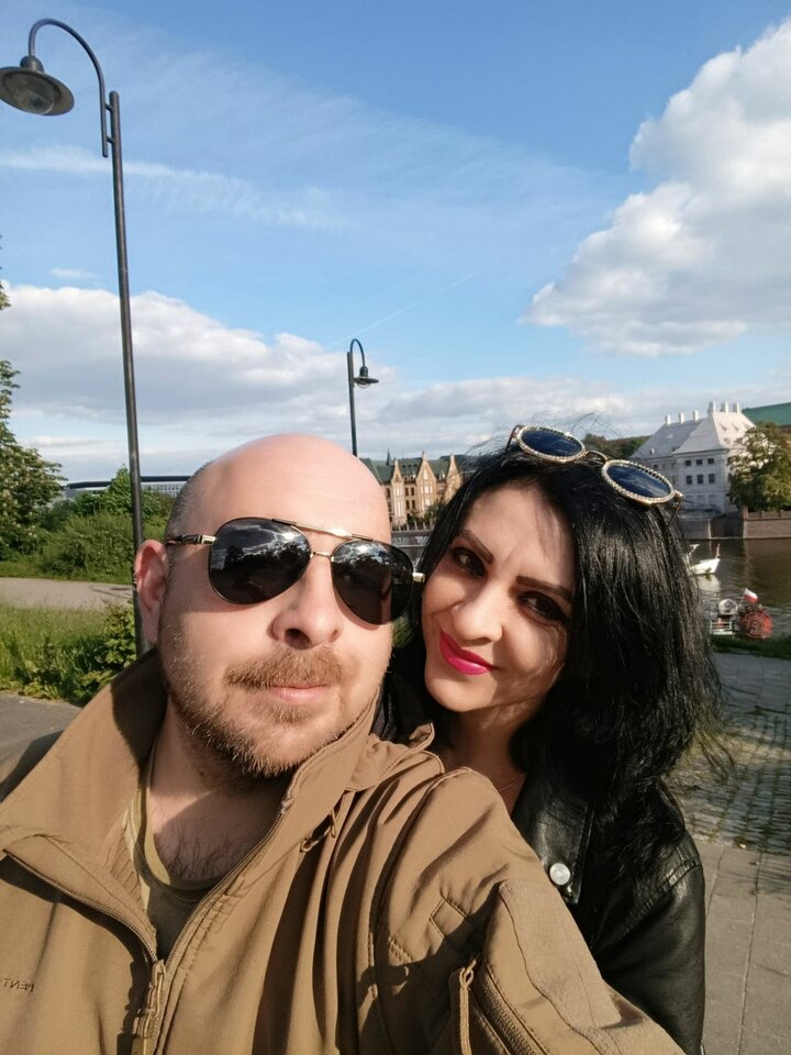 IMG-561b12ad35e13e2c9115e54cd01d36f9-V.jpg - Starscouples