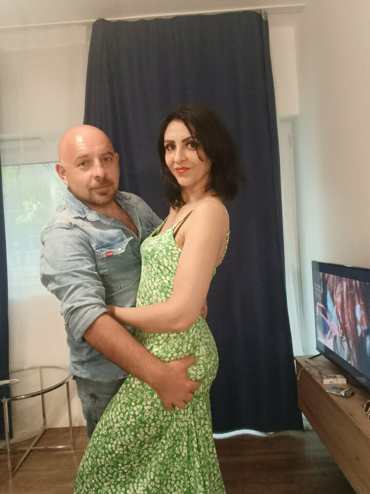 IMG-2df4074919864c8c3253373076b5bc9c-V.jpg - Starscouples