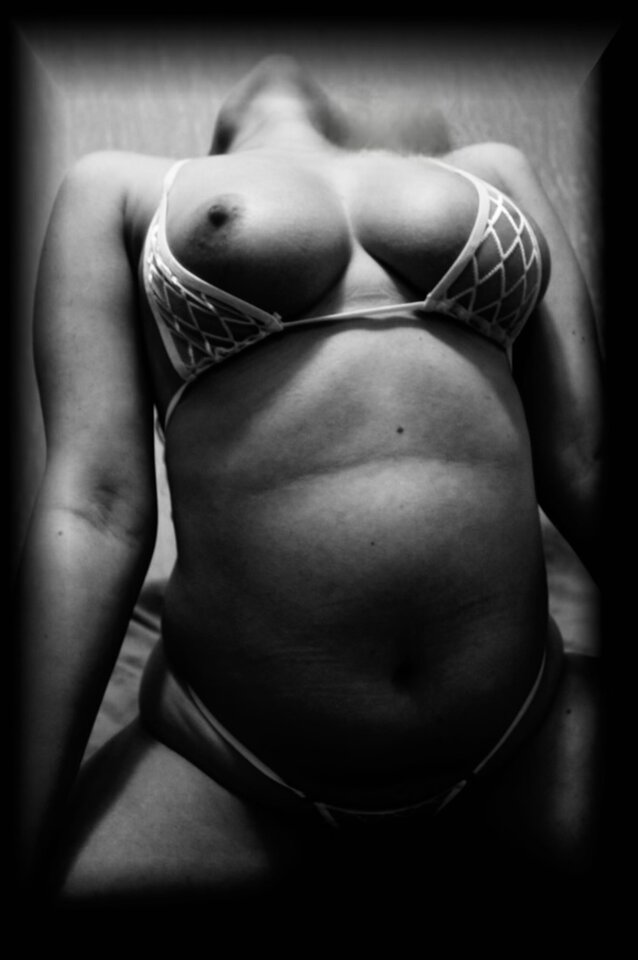 photo-output.jpeg - hotpasion