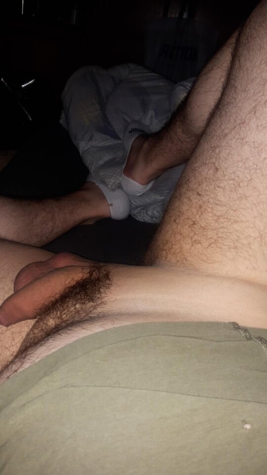 1Q9OwKm1.jpg - hairyANDhairy