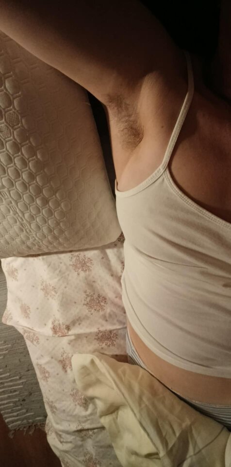 0mvaPFEa.jpg - hairyANDhairy