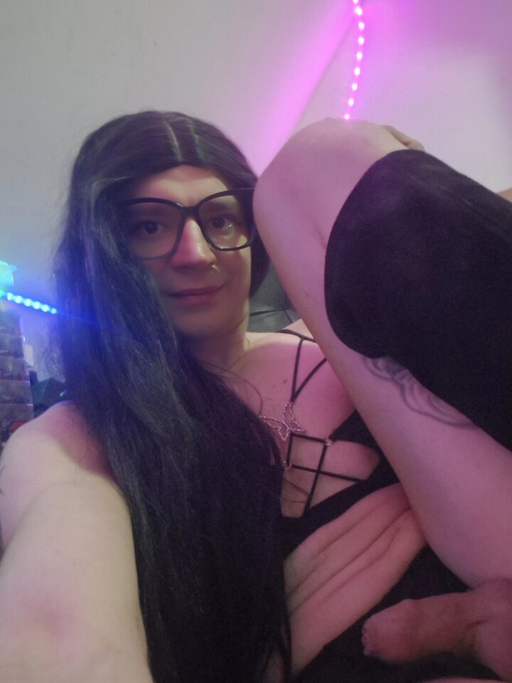 20251224_202721.jpg - SexWorkerkaTS