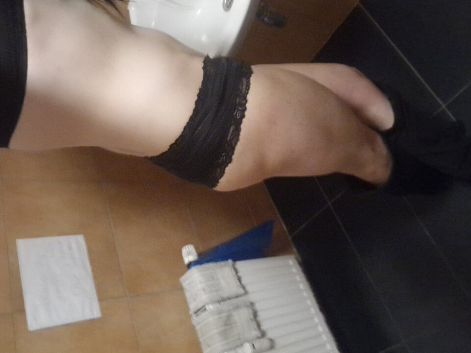 20251224_185717.jpg - SexWorkerkaTS