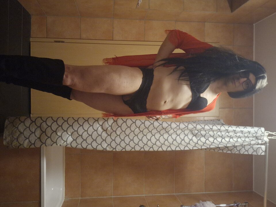 20251224_185432.jpg - SexWorkerkaTS