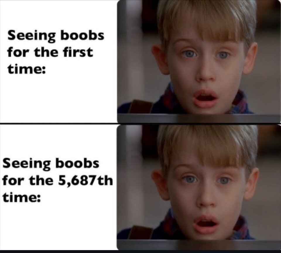 1000019942.jpg - Toplessography