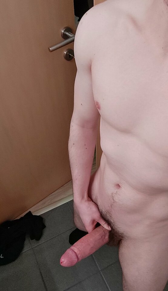 2466.jpg - YourKinkyL0ver