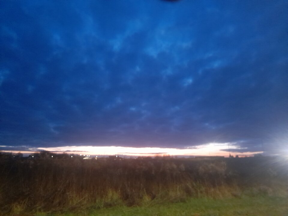 20251127_065439.jpg - rafirealny