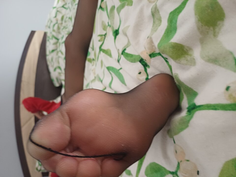 1095.jpg - FeetPara30