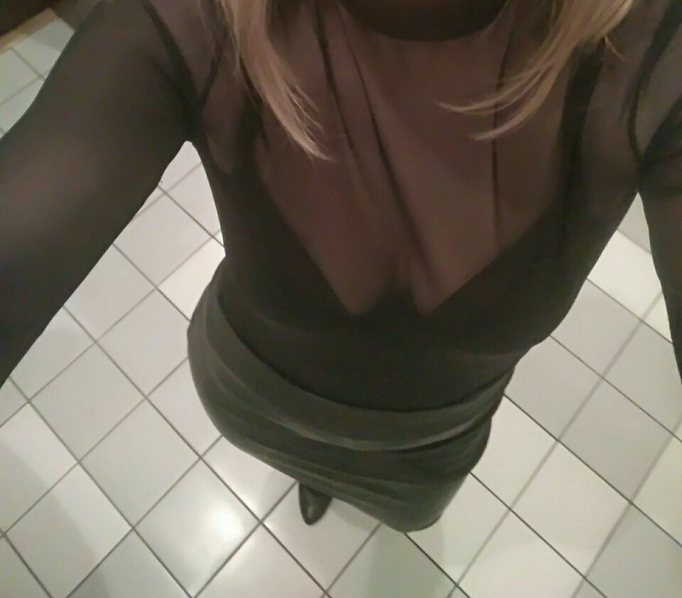 1000046896.jpg - Newelia