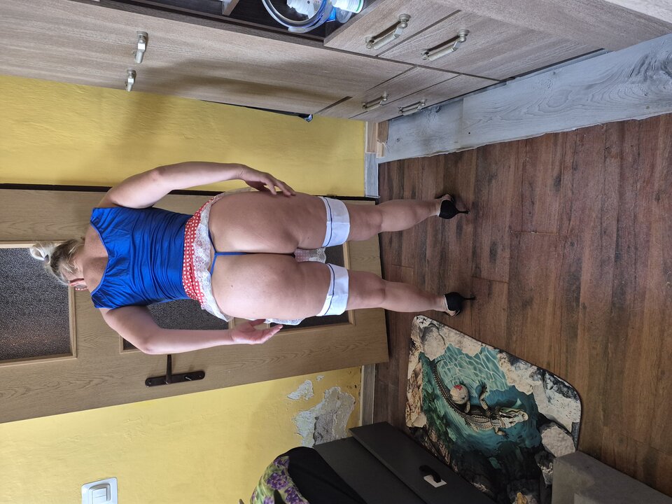 1000338160.jpg - Grubasek197451