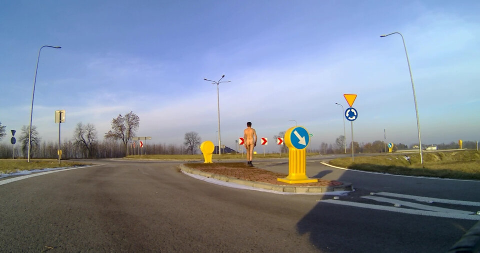 JĘDRZEJÓW - Rondo 20260106_0922.mp4_snapshot_01.36.723.jpg - Krzysztof_cfnm
