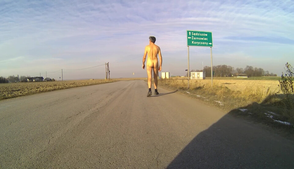 ŻARNOWIEC - skrzyżowanie 20260106_1114.mp4_snapshot_00.26.756. - Krzysztof_cfnm