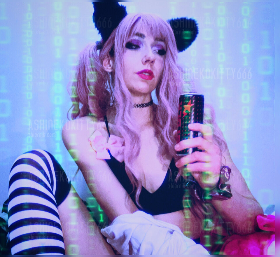 AshiNeko HexKitten 😈😼🌸 - Ashinekokitty666