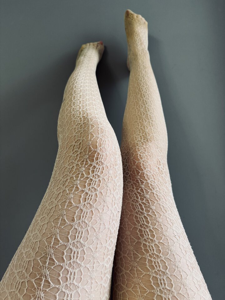 NR 3  - BIAŁE RAJSTOPY - xxxxSEXxxxx