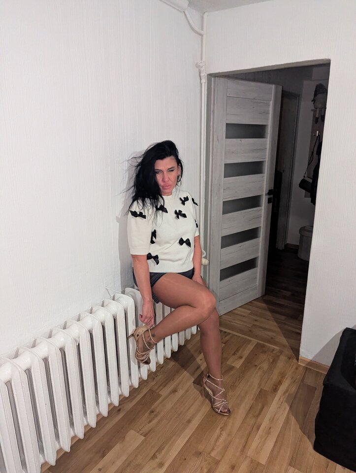 1000031037.jpg - m2022