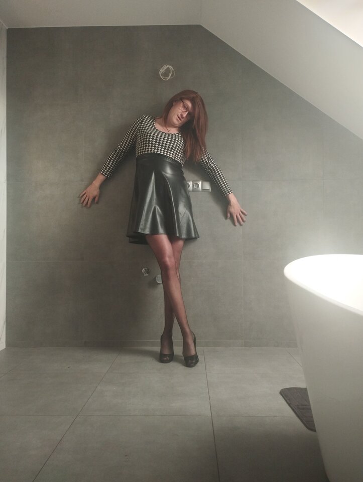 1000012772.jpg - Allice11778