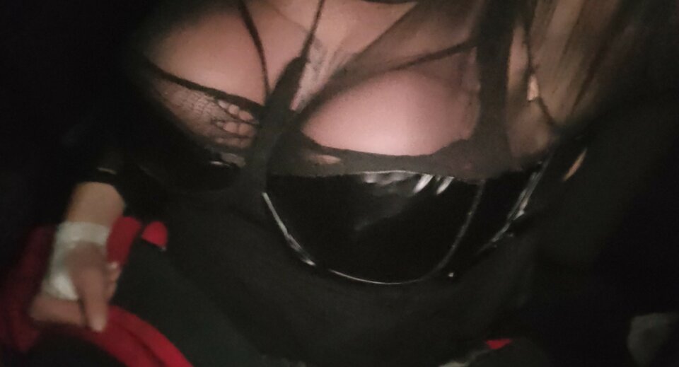 1000151958.jpg - paulstarkface