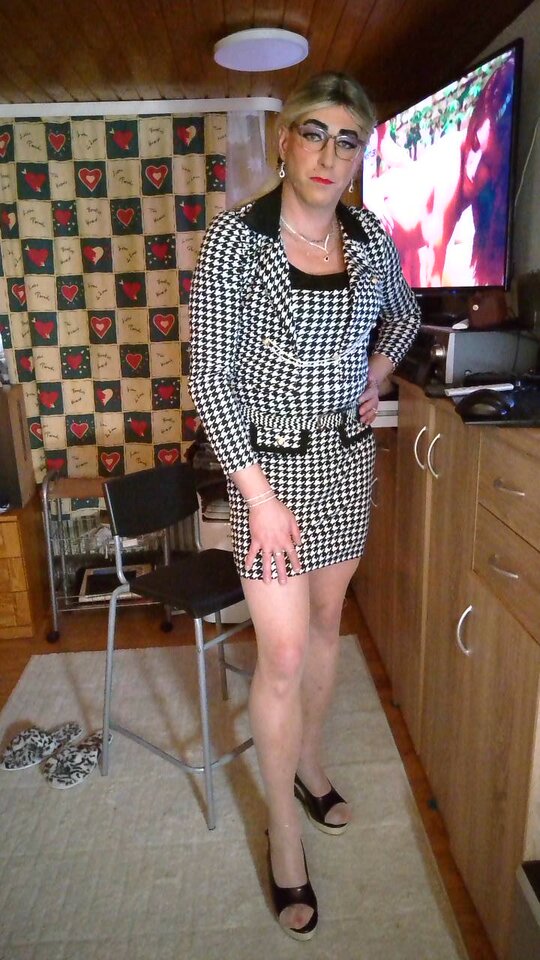 WIN_20251202_04_34_07_Pro.jpg - AgusiaCross