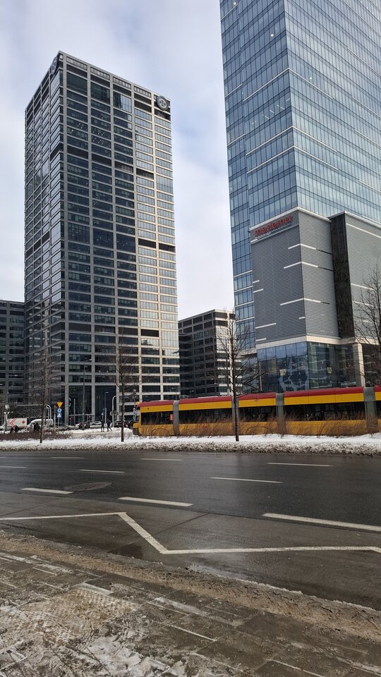 1000007659.jpg - Niekontatybilny