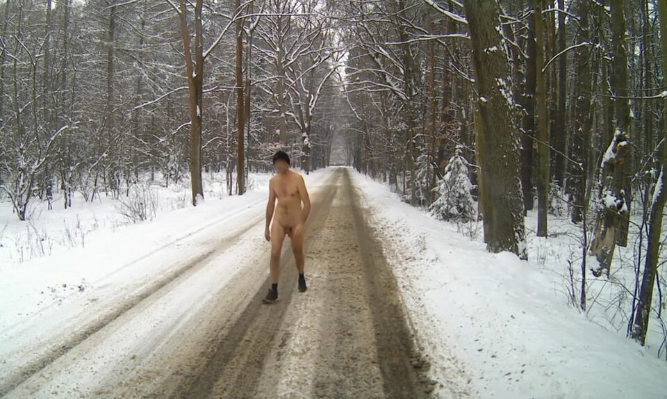 ŻYGLIN - droda w lesie 20260113_1211.mp4_snapshot_01.12_[2026.0 - Krzysztof_cfnm