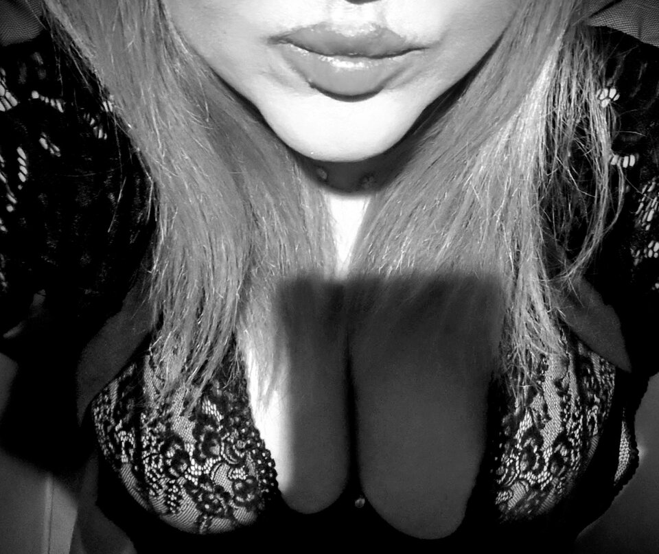 1000014705.jpg - BlackWhite42