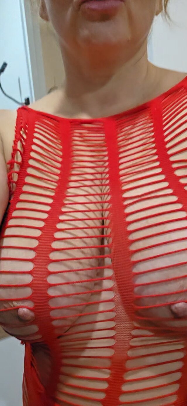 MyHorrnySlutMom