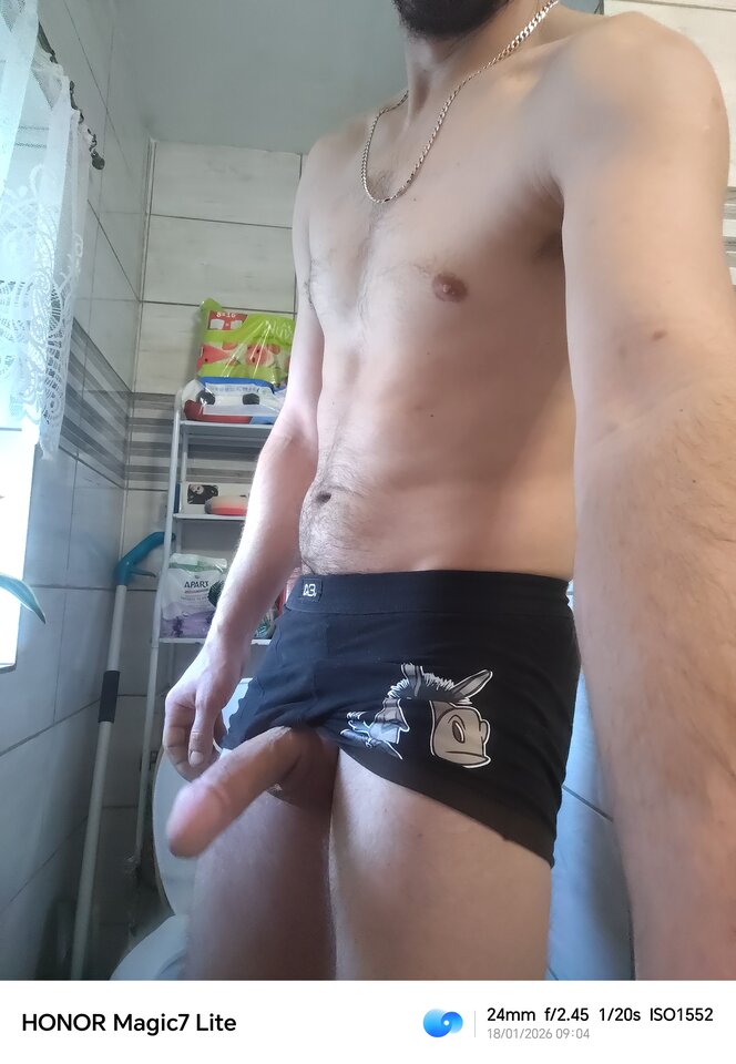 1000002932.jpg - Adam3391