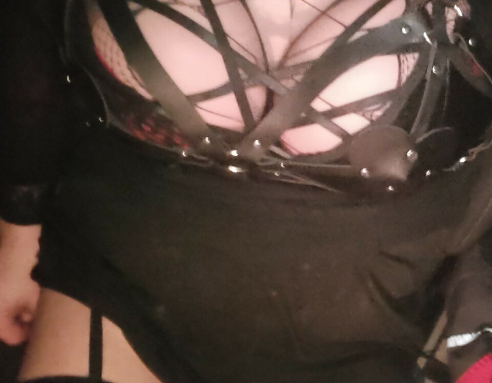 1000152435.jpg - paulstarkface