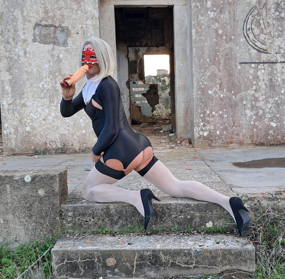 20251108_162110.jpg - Laure