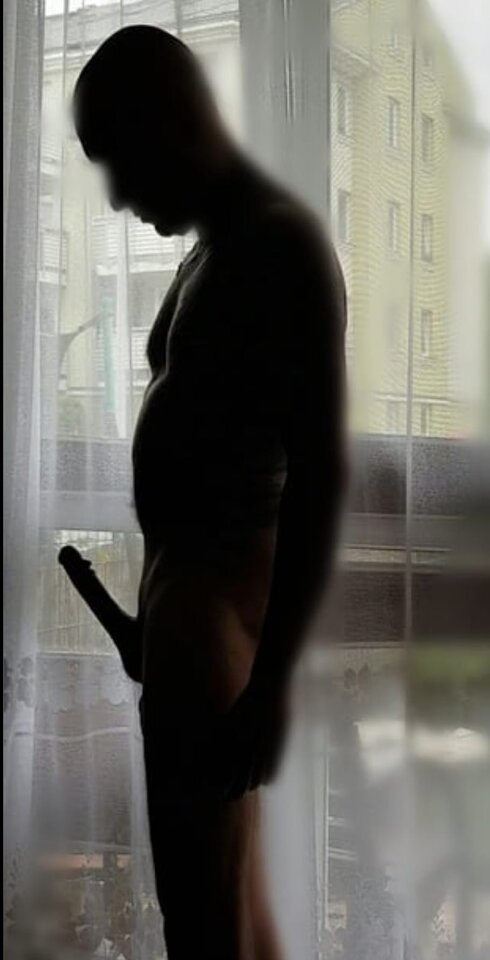 image6066.JPG - GrinchNude