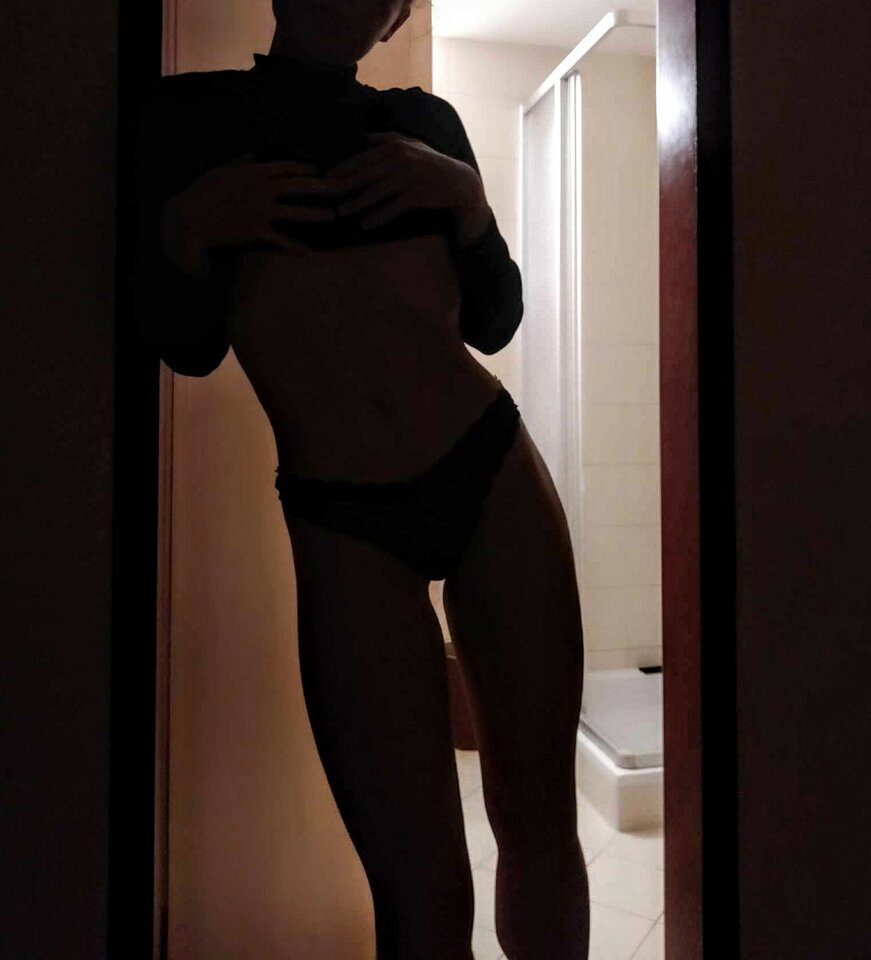 1000027119.jpg - FeetObsession