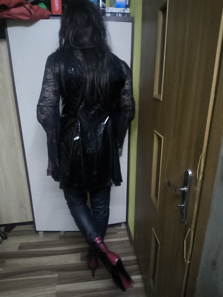 1000018897.jpg - Adriennecross