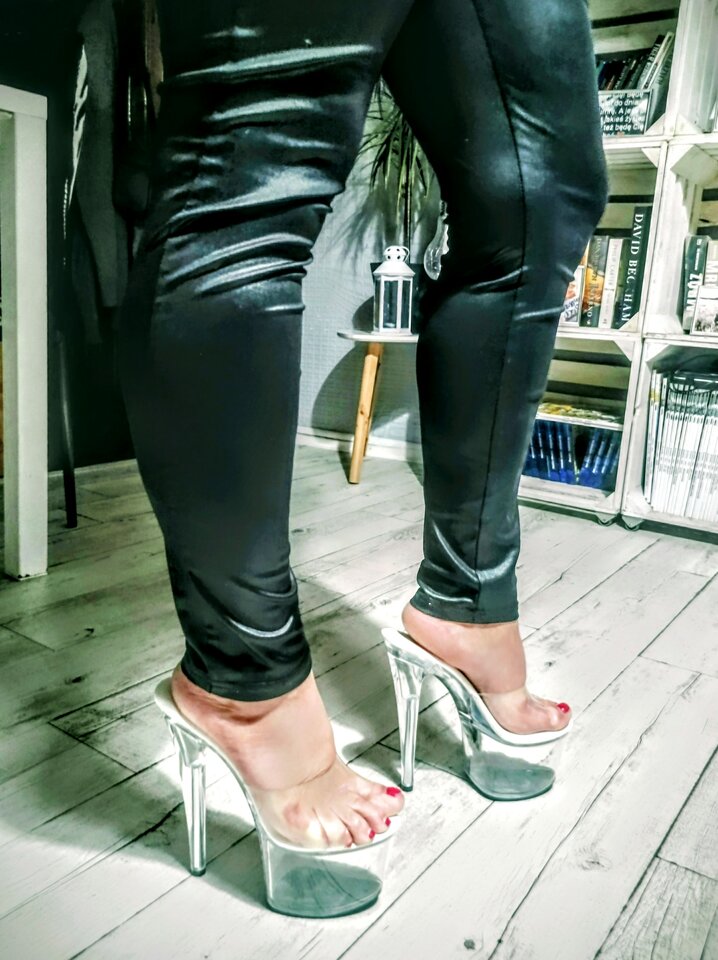 IMG_20260124_201732069_HDR~2.jpg - HotWife69Cuckold